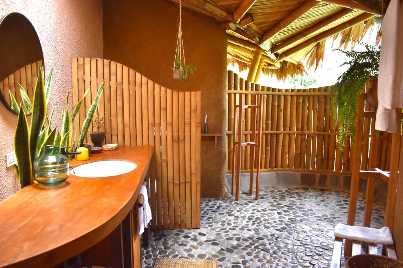 Bosque Guardian Lodge Тарапото Экстерьер фото