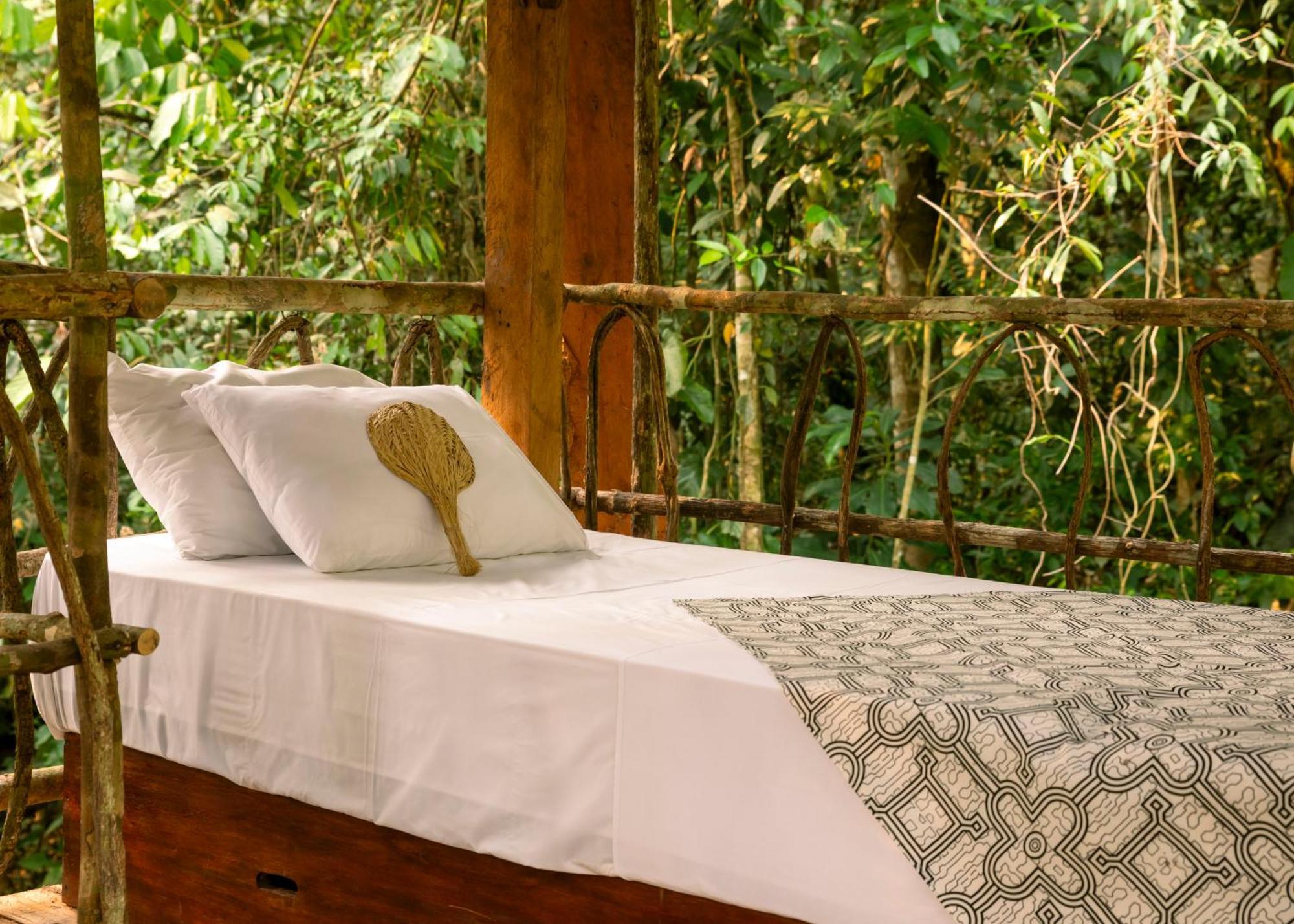 Bosque Guardian Lodge Тарапото Экстерьер фото